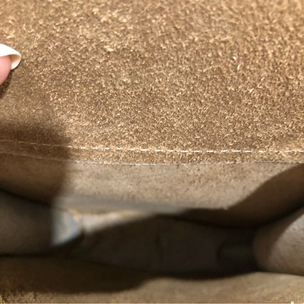 GENUINE LEATHER BY BARGANZA CROSSBODY - Picture 8 of 11